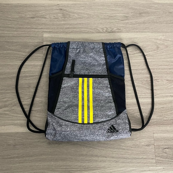 Adidas drawstring bag